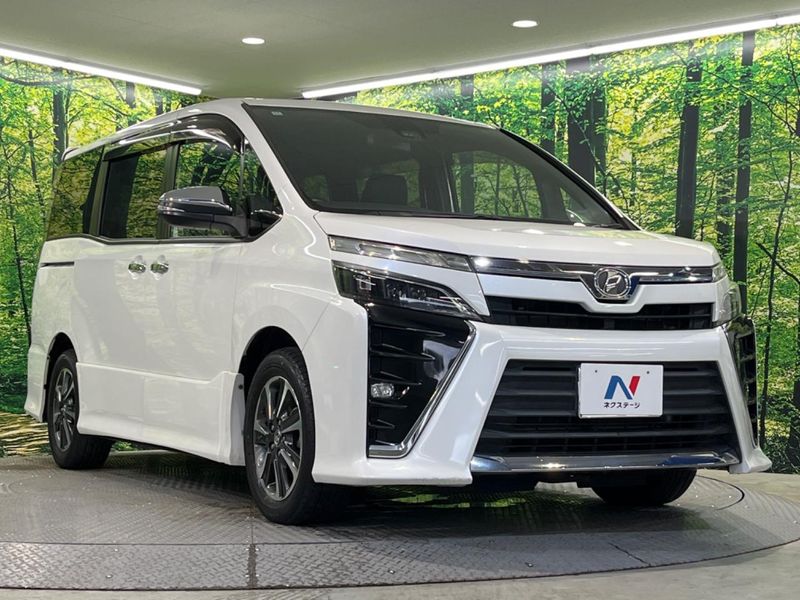 2018 Toyota Voxy DBA-ZRR80W (UW-6aaa0b7b6a40f)[10]