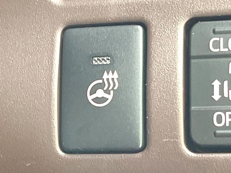 2019 Toyota Esquire DBA-ZRR80G (UW-6aaa0b7d7b879)[25]