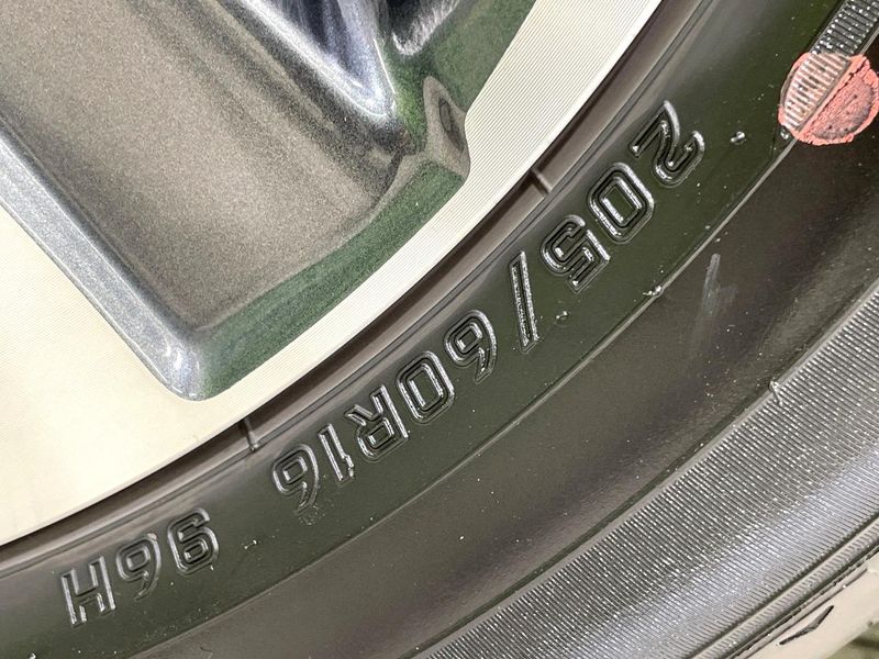 2019 Toyota Voxy DBA-ZRR80W (UW-6aaa0b7e77b3d)[11]