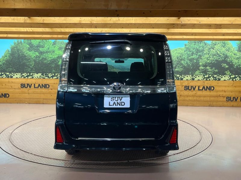 2015 Toyota Voxy DBA-ZRR85W (UW-6aaa0b82b8579)[20]
