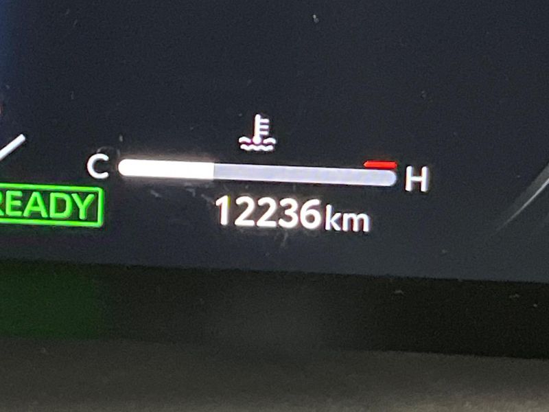 2025 Toyota Corolla Cross 6AA-ZVG13 (UW-6aaa0b90b6a18)[2]