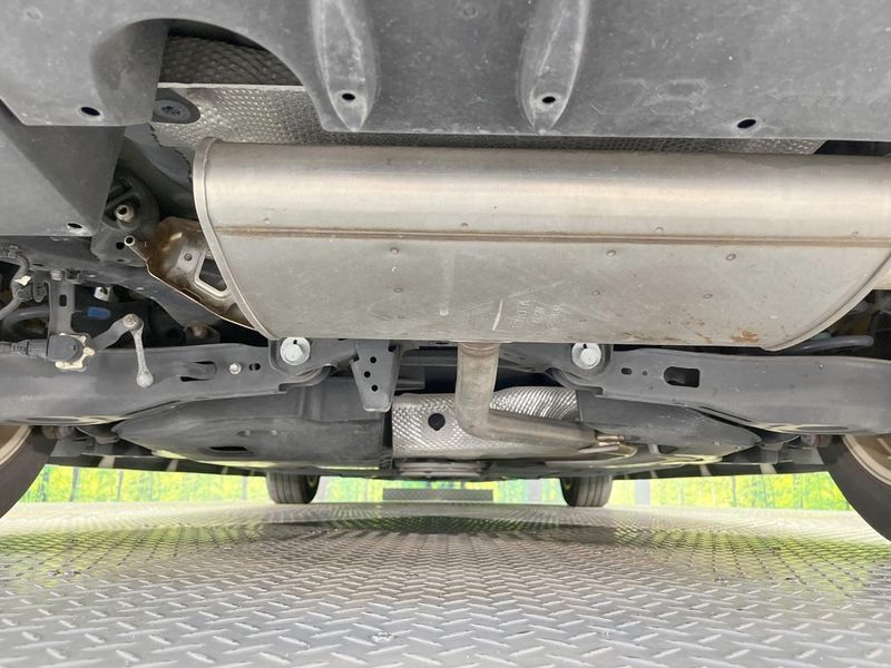 2017 Toyota Prius PHV DLA-ZVW52 (UW-6aaa0babdd24b)[24]