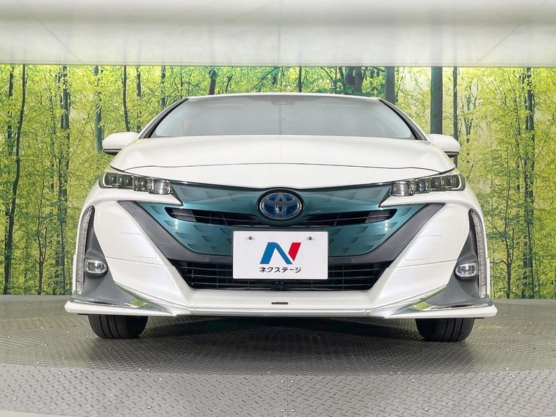 2017 Toyota Prius PHV DLA-ZVW52 (UW-6aaa0babdd24b)[14]