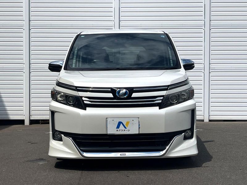 2015 Toyota Voxy DAA-ZWR80G (UW-6aaa0bb6c11ab)[4]