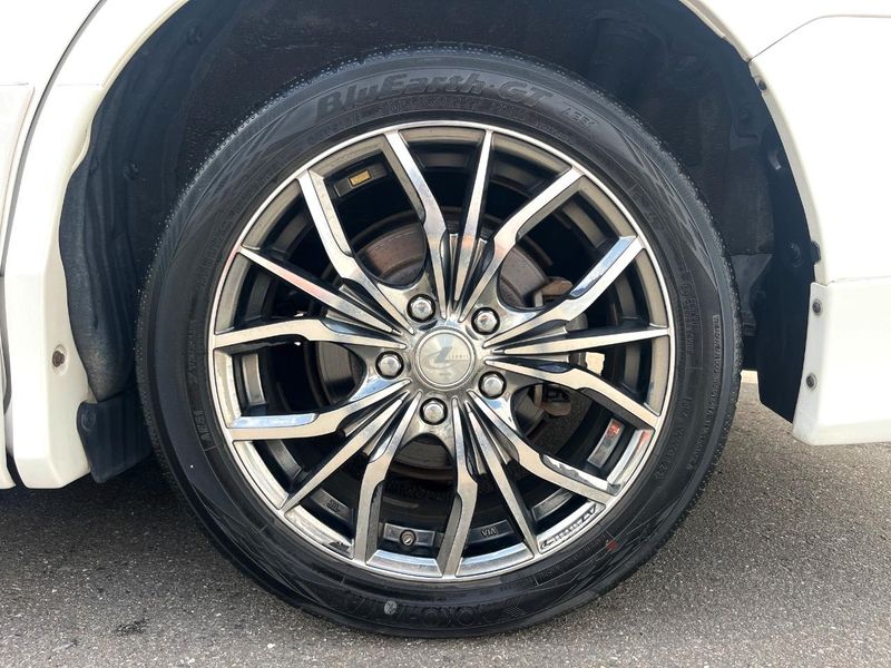 2015 Toyota Voxy DAA-ZWR80G (UW-6aaa0bb6c11ab)[8]