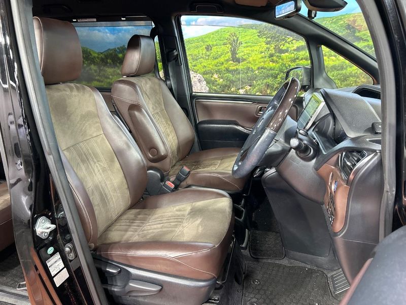 2017 Toyota Esquire DAA-ZWR80G (UW-6aaa0bb916e9e)[17]