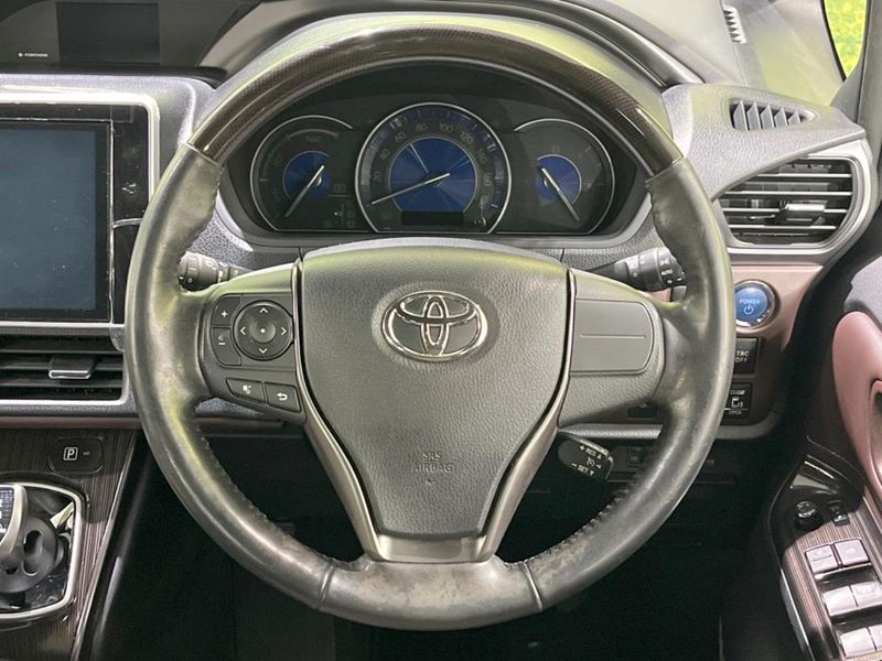 2017 Toyota Esquire DAA-ZWR80G (UW-6aaa0bb96979f)[20]