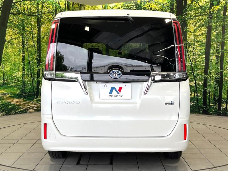 2018 Toyota Esquire DAA-ZWR80G (UW-6aaa0bba5e4d0)[8]