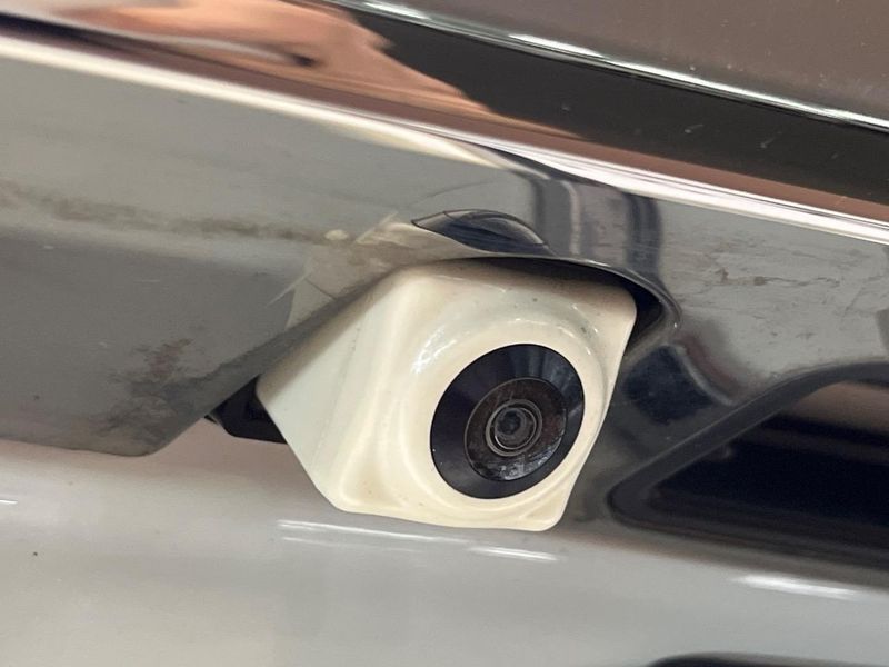 2019 Toyota Noah DAA-ZWR80W (UW-6aaa0bbc69b74)[22]