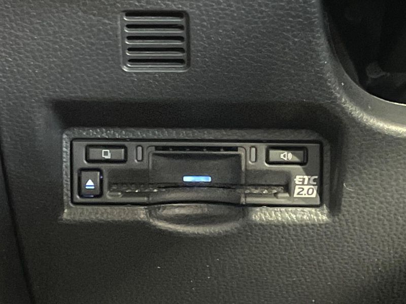 2024 Toyota Noah 6AA-ZWR90W (UW-6aaa0bc6c66aa)[9]