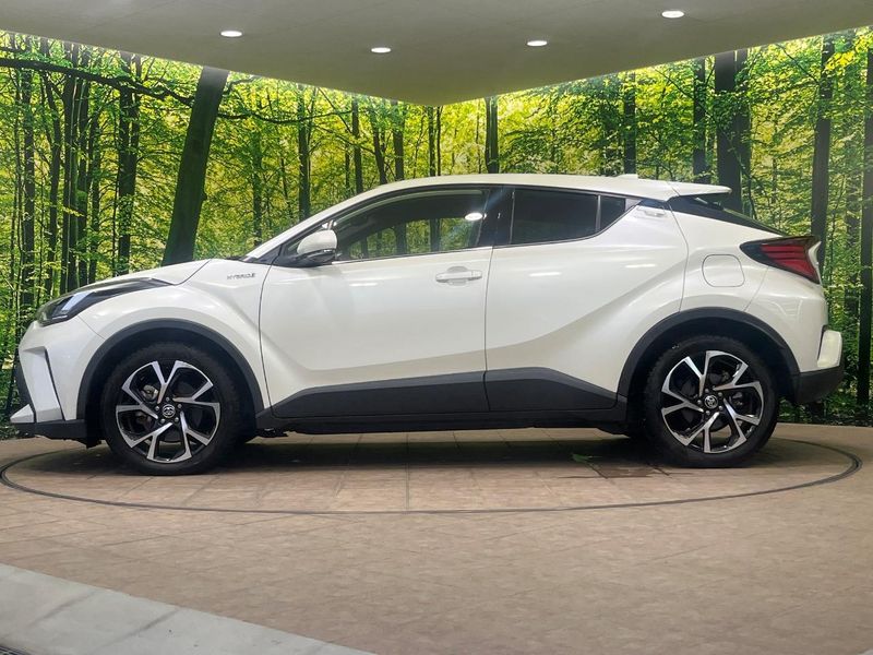 2019 Toyota C-HR 6AA-ZYX11 (UW-6aaa0bd6ec7a4)[11]