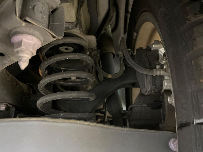 2019 Toyota C-HR 6AA-ZYX11 (UW-6aaa0bd6ec7a4)[29]