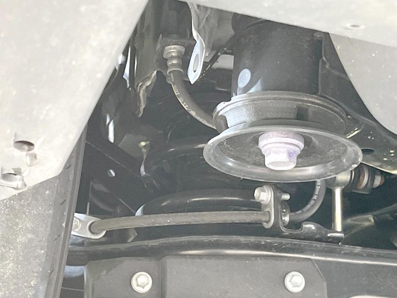 2025 Toyota Alphard Hybrid 6AA-AAHH40W (UW-6aab581d18de7)[21]