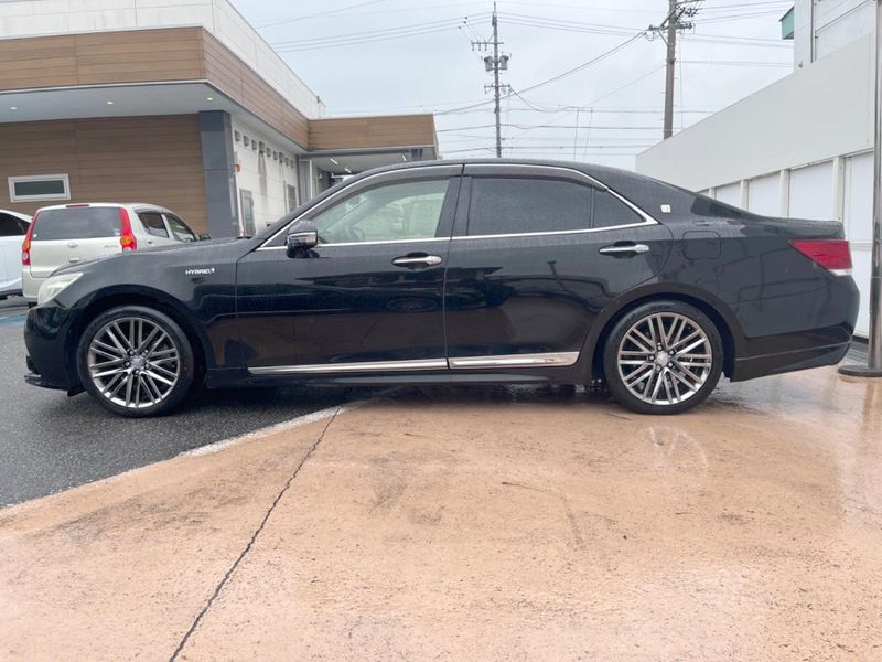 2013 Toyota Crown Hybrid DAA-AWS210 (UW-6aab585526b35)[9]