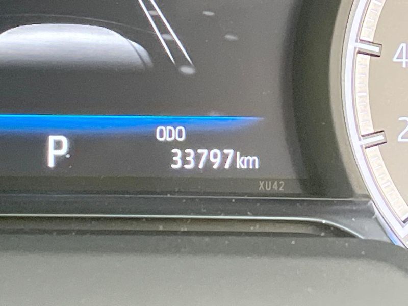 2024 Toyota Harrier Hybrid 6AA-AXUH80 (UW-6aab58690ff7a)[2]