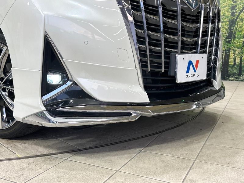 2018 Toyota Alphard Hybrid DAA-AYH30W (UW-6aab58708177a)[14]