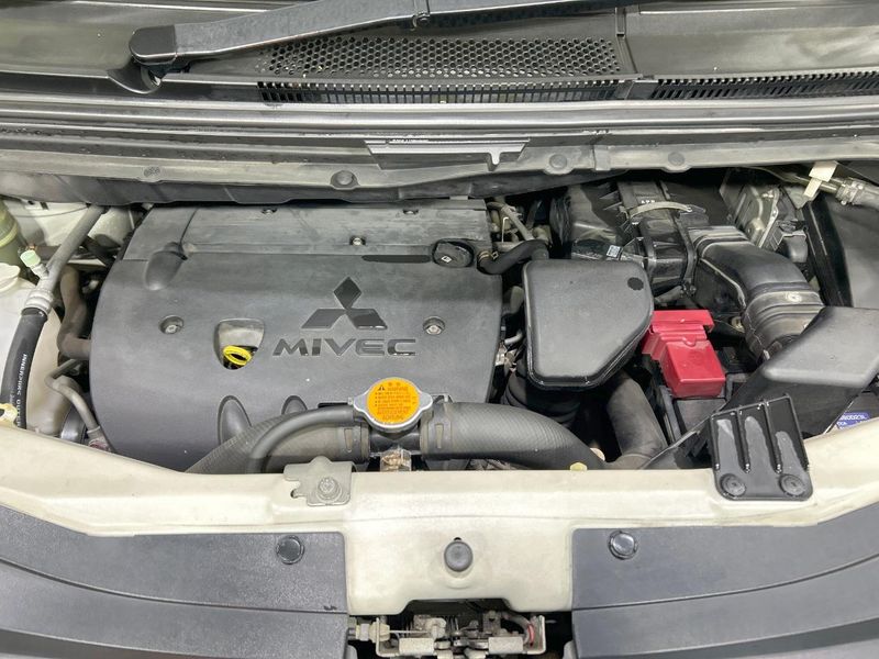 2008 Mitsubishi Delica D:5 DBA-CV5W (UW-6aab58bf957e7)[4]