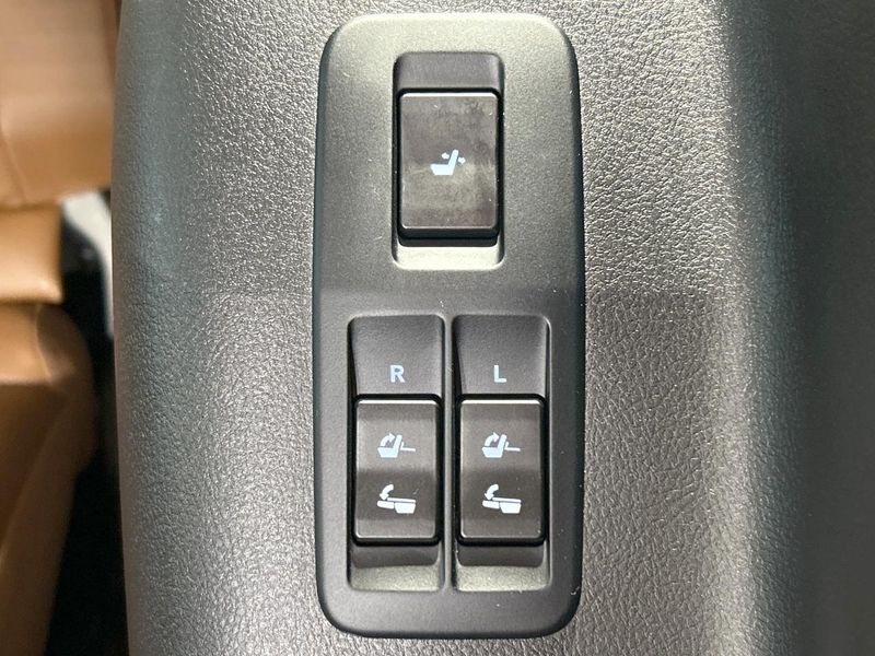 2022 Toyota Land Cruiser Prado 3DA-GDJ150W (UW-6aab58f75edc0)[28]