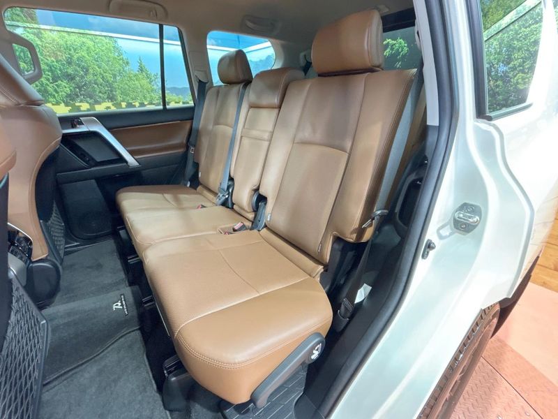 2022 Toyota Land Cruiser Prado 3DA-GDJ150W (UW-6aab58f75edc0)[29]