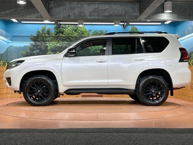 2022 Toyota Land Cruiser Prado 3DA-GDJ150W (UW-6aab58f75edc0)[14]