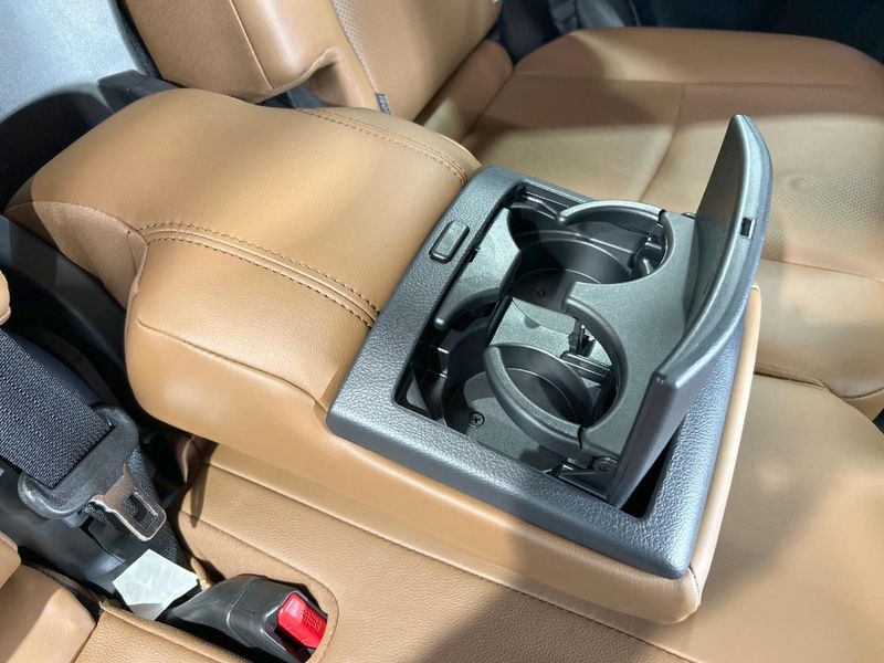 2022 Toyota Land Cruiser Prado 3DA-GDJ150W (UW-6aab58f75edc0)[25]