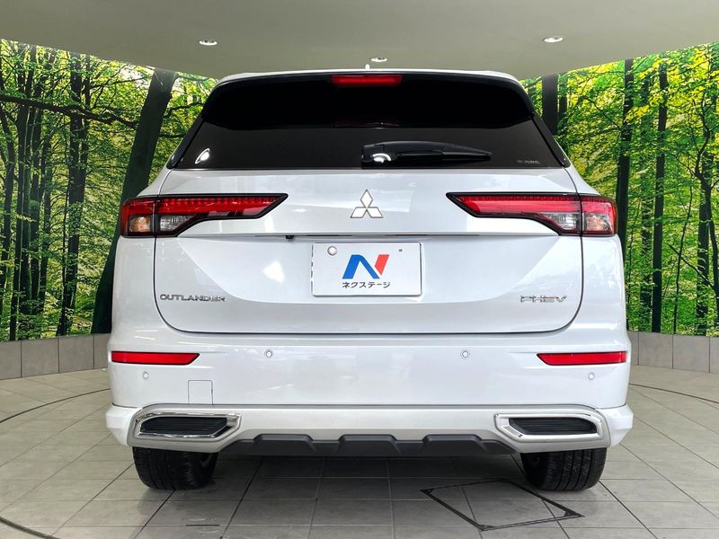 2022 Mitsubishi OUTLANDER PHEV 5LA-GN0W (UW-6aab59112c97d)[22]