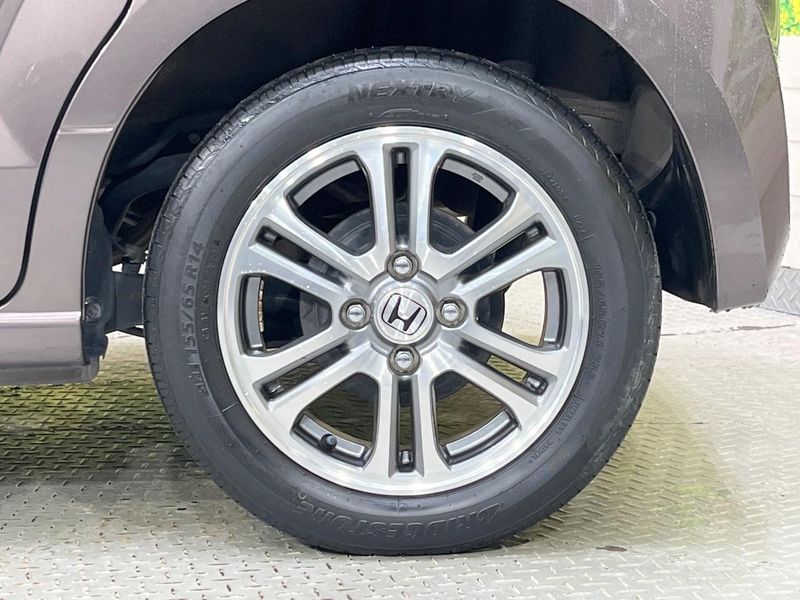 2014 Honda N-BOX DBA-JF1 (UW-6aab597639dea)[17]