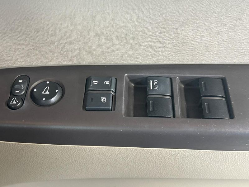 2015 Honda N-BOX DBA-JF1 (UW-6aab59789fc02)[20]