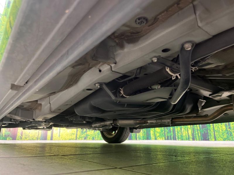 2017 Honda N-BOX CUSTOM DBA-JF1 (UW-6aab597f9475f)[20]