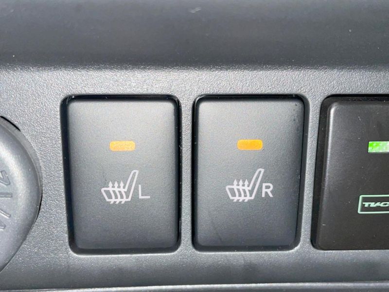 2025 Toyota Roomy 5BA-M900A (UW-6aab5a41e7996)[24]