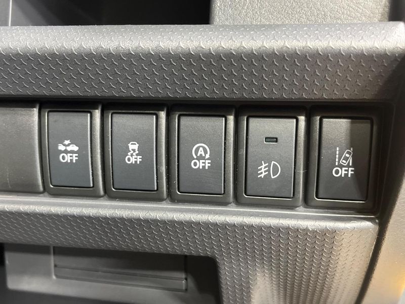 2016 Mazda Flair Crossover DAA-MS41S (UW-6aab5aa3ac909)[21]