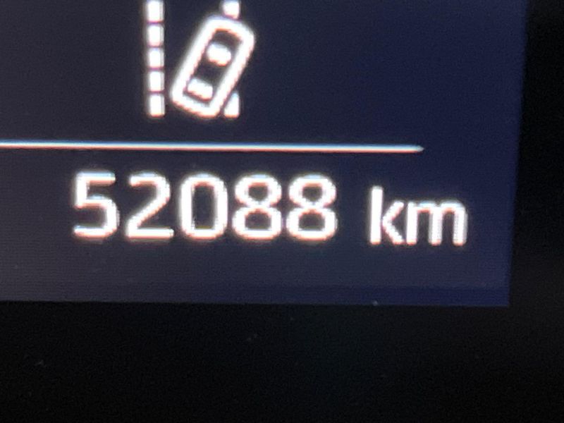 2020 Toyota Yaris 6AA-MXPH10 (UW-6aab5abba556c)[2]