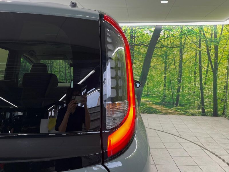 2023 Toyota Sienta 6AA-MXPL10G (UW-6aab5ad485b48)[15]