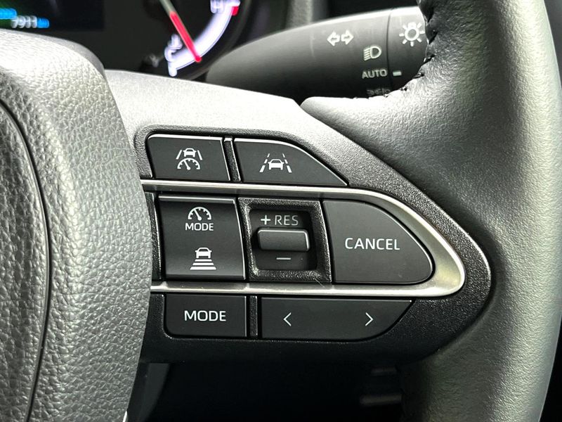 2024 Toyota Voxy 6BA-MZRA90W (UW-6aab5afccf253)[23]