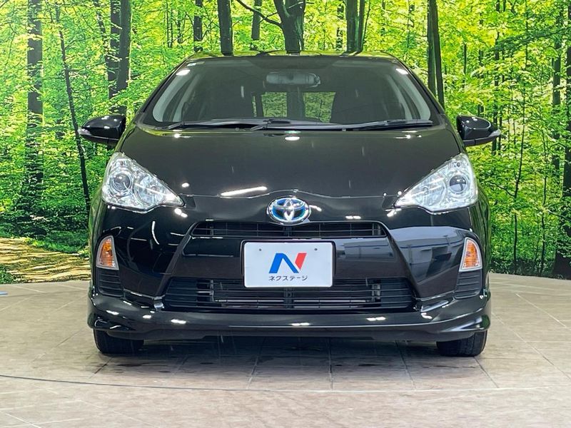 2014 Toyota Aqua DAA-NHP10 (UW-6aab5b07ec6b1)[11]
