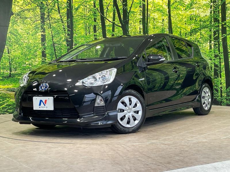 2014 Toyota Aqua DAA-NHP10 (UW-6aab5b07ec6b1)[0]