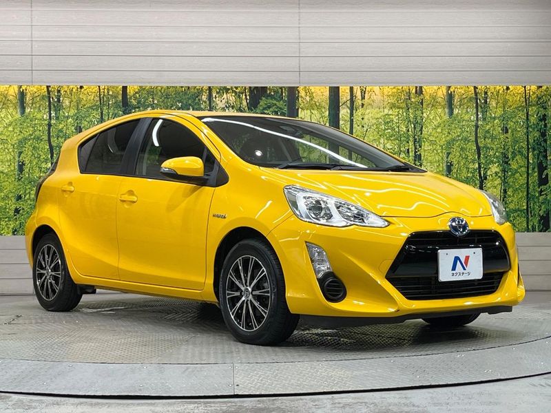 2016 Toyota Aqua DAA-NHP10 (UW-6aab5b0a263f7)[20]