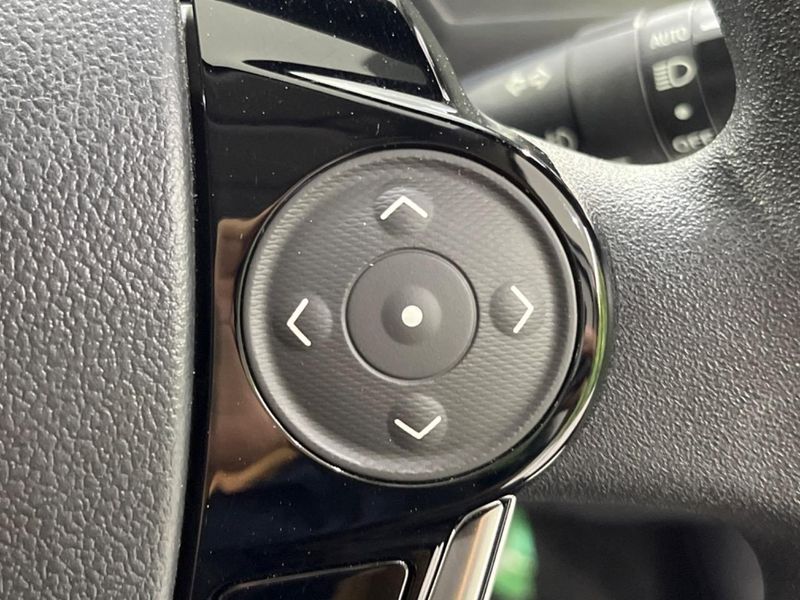 2019 Toyota Aqua DAA-NHP10 (UW-6aab5b0b48e61)[24]