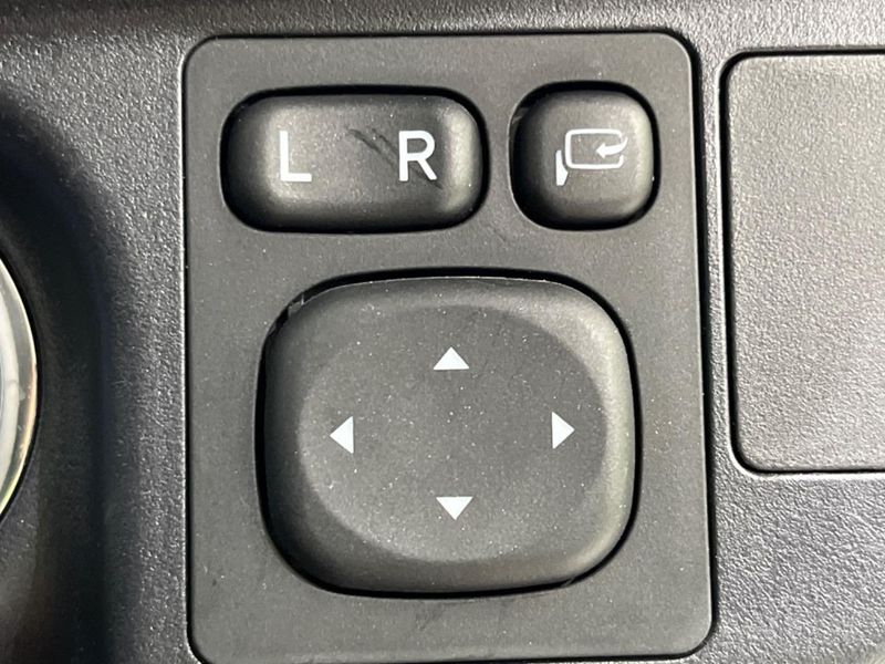 2019 Toyota Aqua DAA-NHP10 (UW-6aab5b0b48e61)[29]