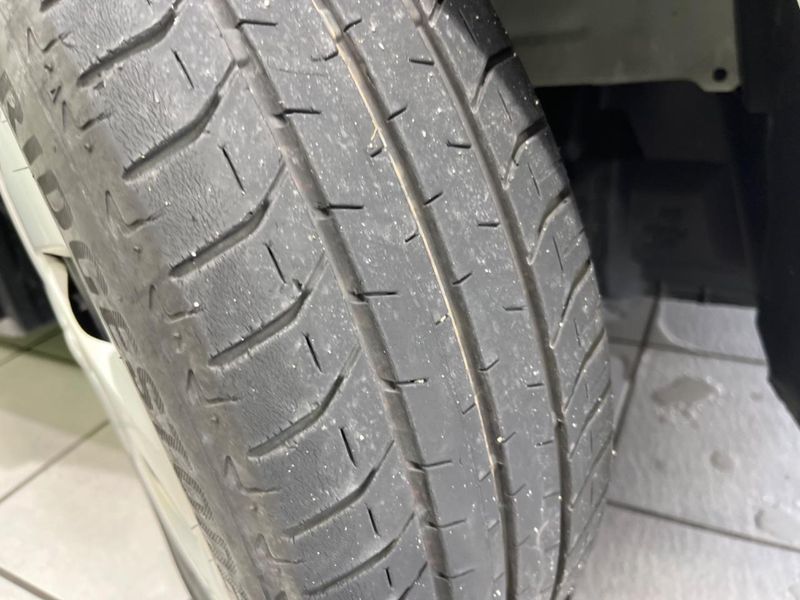 2019 Toyota Aqua DAA-NHP10 (UW-6aab5b0b48e61)[9]