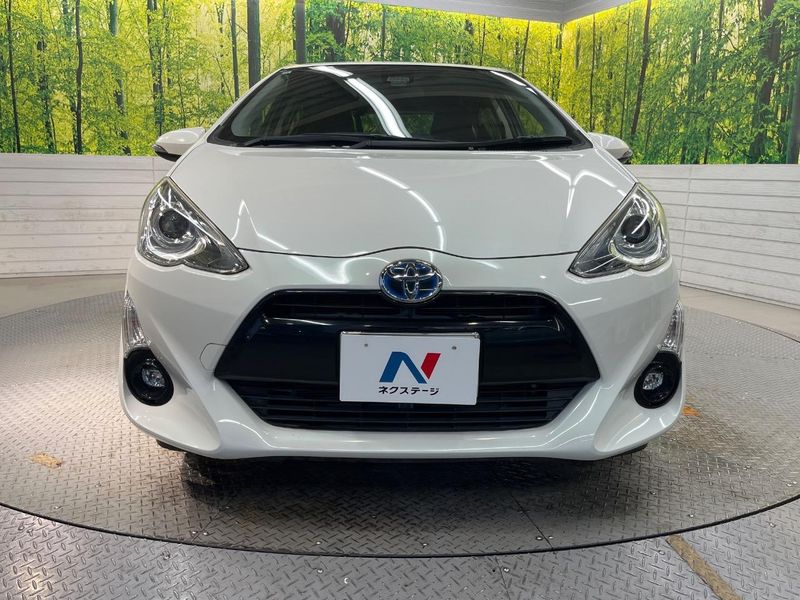 2016 Toyota Aqua DAA-NHP10 (UW-6aab5b11402d8)[5]