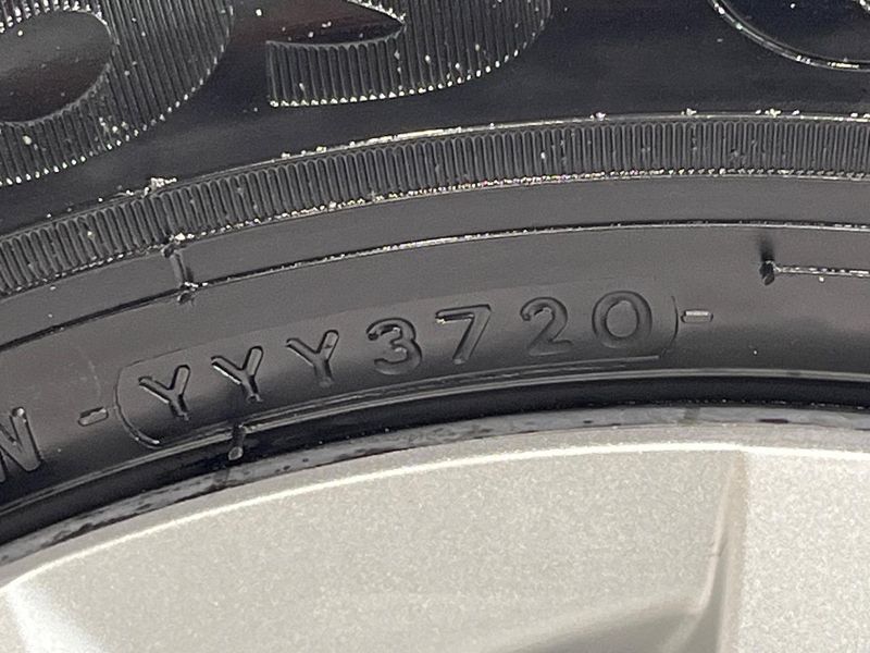 2012 Toyota Vitz DBA-NSP130 (UW-6aab5b1b773fe)[21]