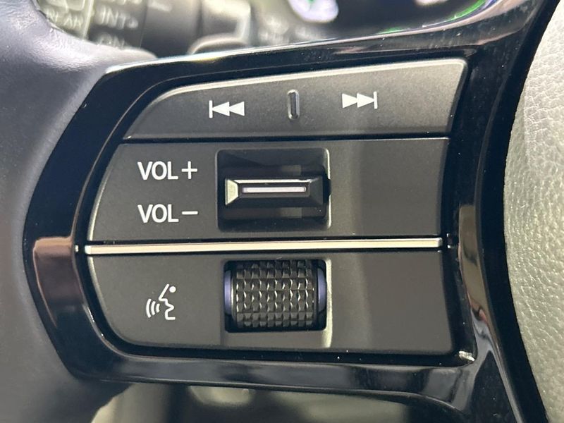 2023 Honda Step Wagon 6AA-RP8 (UW-6aab5b3c7513e)[29]
