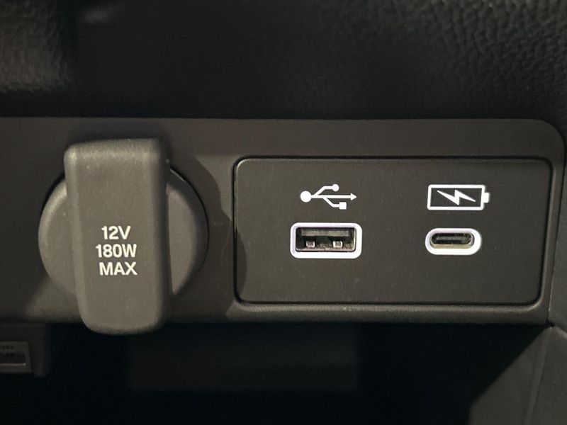 2023 Honda Step Wagon 6AA-RP8 (UW-6aab5b3c7513e)[27]