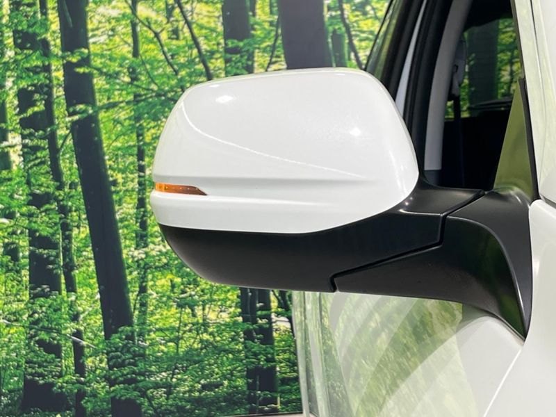 2014 Honda Vezel DAA-RU3 (UW-6aab5b41a152f)[25]
