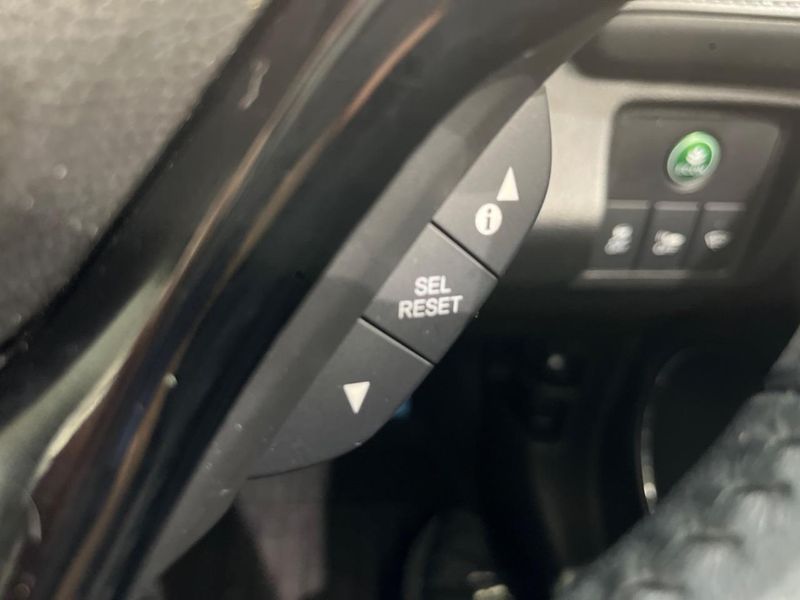2014 Honda Vezel DAA-RU3 (UW-6aab5b41a152f)[29]