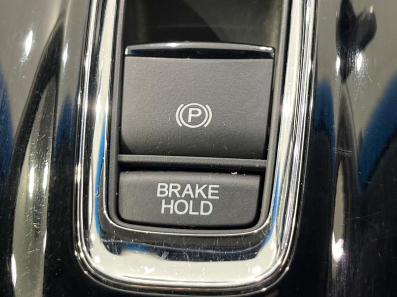 2014 Honda Vezel DAA-RU3 (UW-6aab5b41a152f)[19]