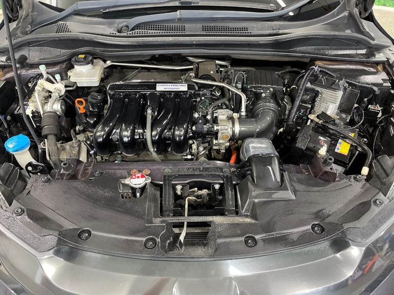 2014 Honda Vezel DAA-RU4 (UW-6aab5b46bfa06)[4]
