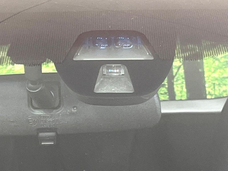 2015 Honda Vezel DAA-RU4 (UW-6aab5b46f03c1)[16]