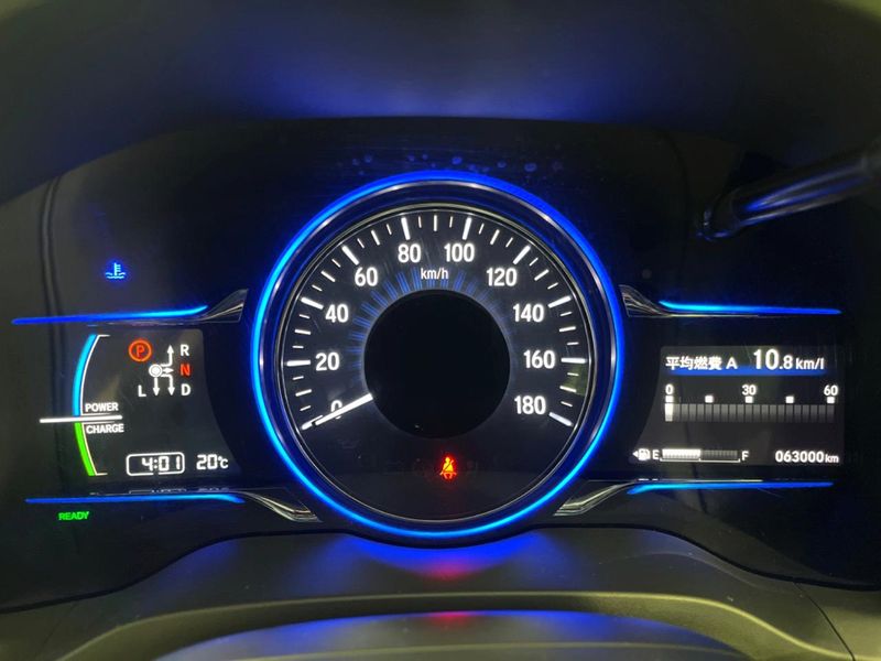 2015 Honda Vezel DAA-RU4 (UW-6aab5b46f03c1)[20]